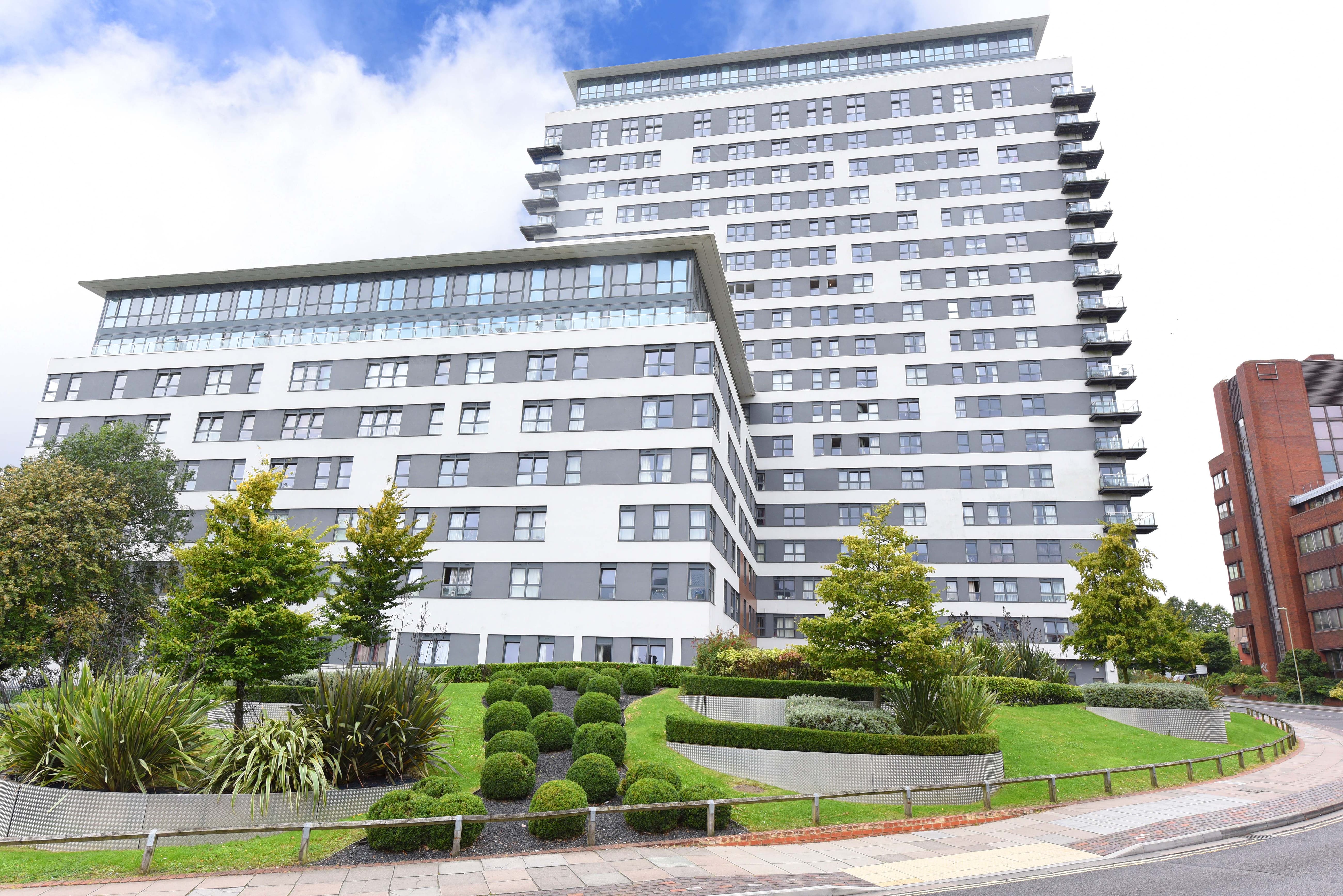 Skyline Plaza, Basingstoke, Hampshire, RG21 7AY