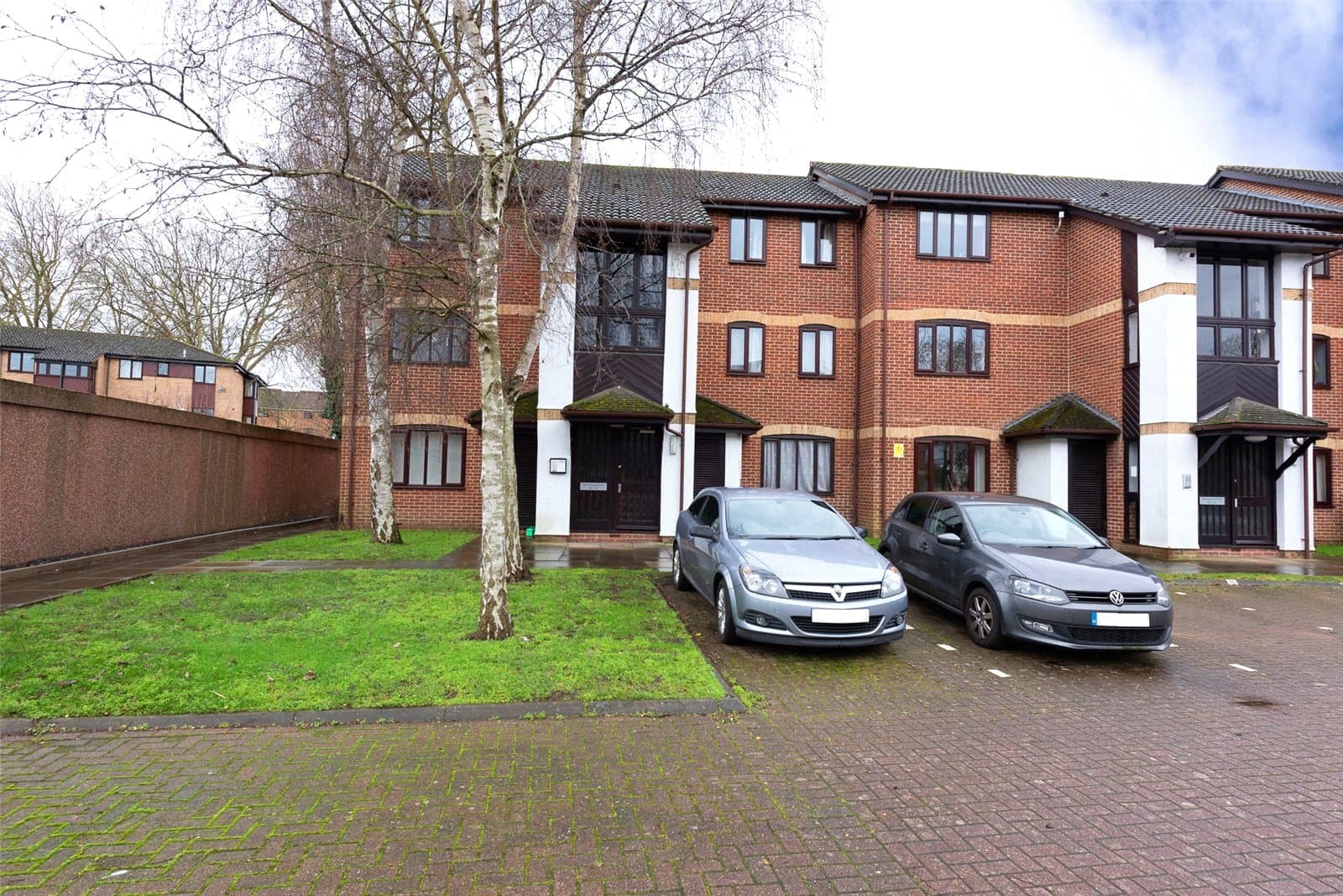Pennyroyal Court, Reading, Berkshire, RG1 6HE