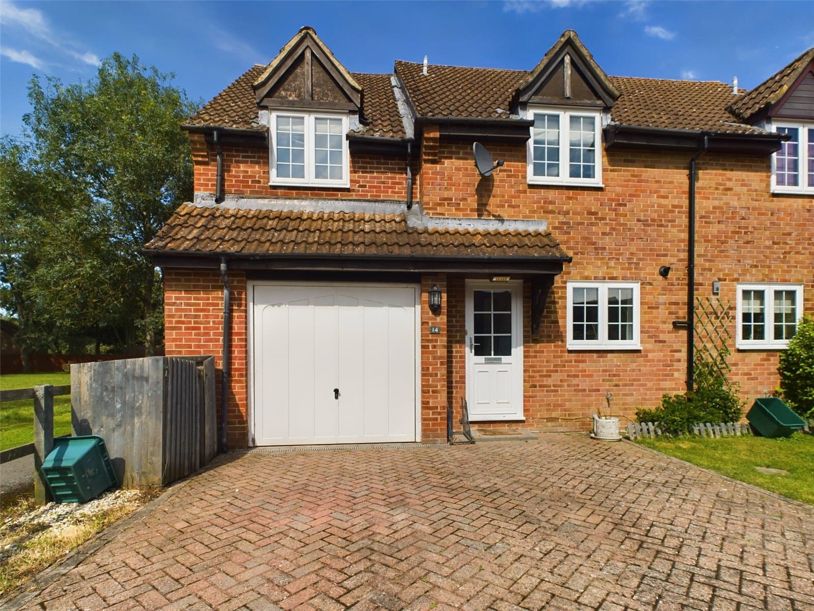 Keeps Mead, Kingsclere, Newbury, Hampshire, RG20 5EZ