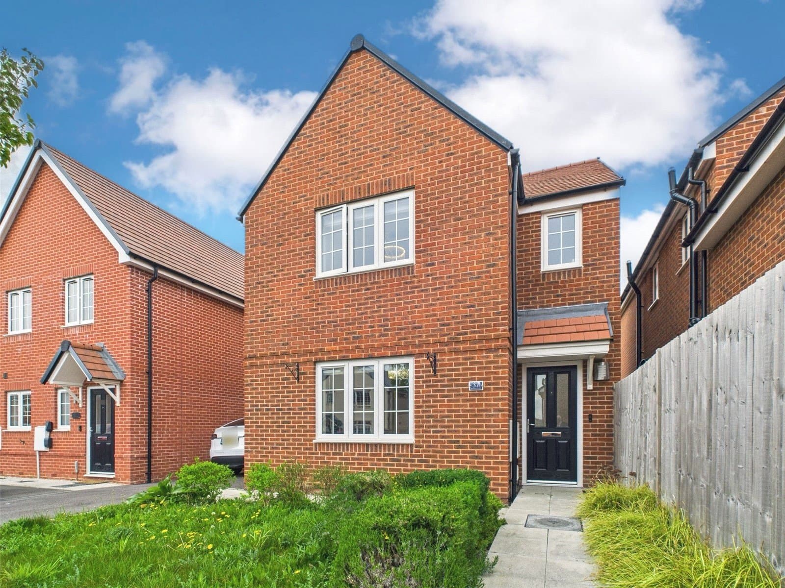 Minerva Road, Bramley, Tadley, Hampshire, RG26 5GH