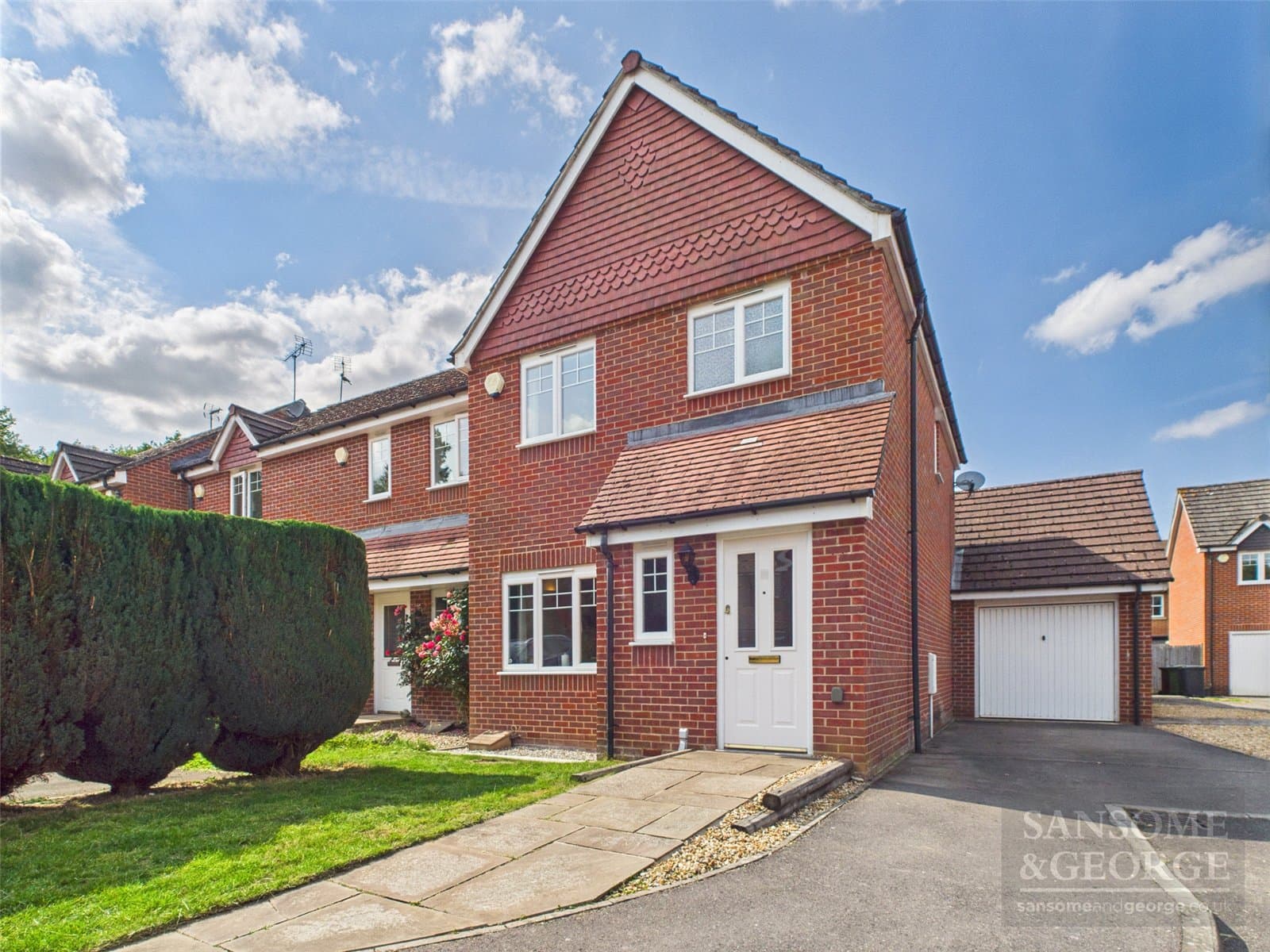 Apple Dene, Bramley, Tadley, Hampshire, RG26 5JU