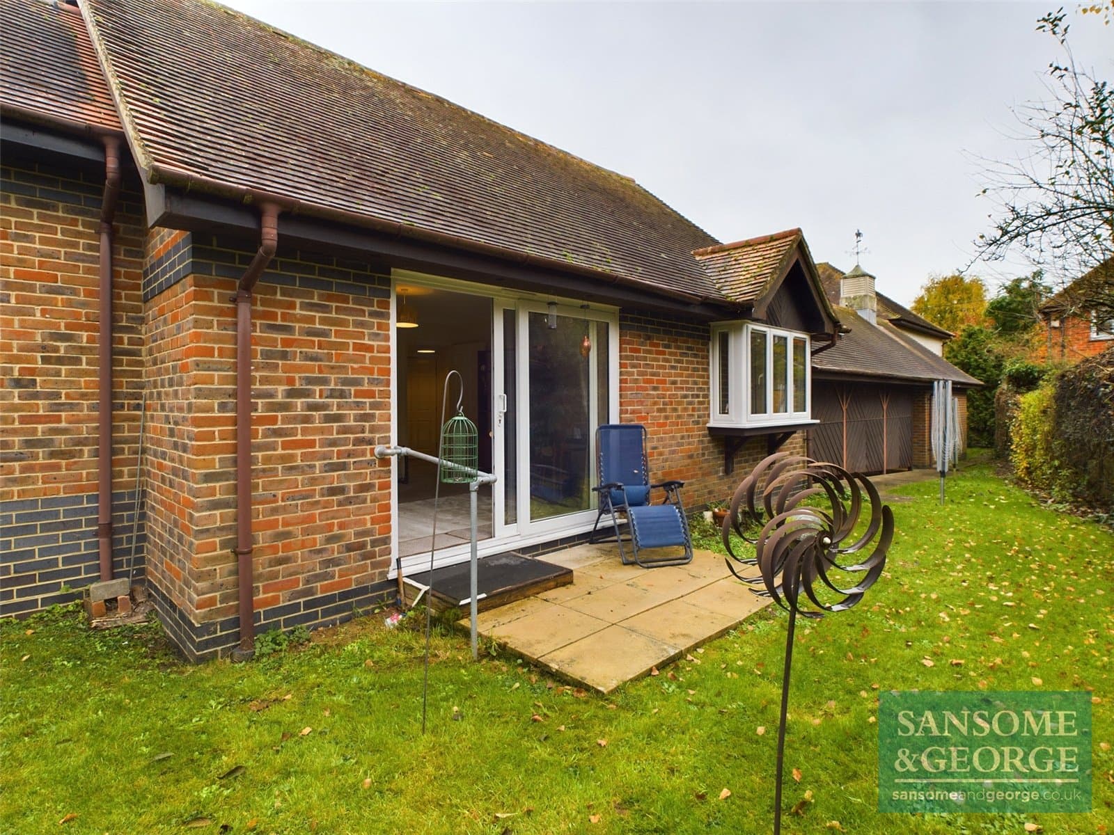 Garrett Close, Kingsclere, Newbury, Hampshire, RG20 5SD