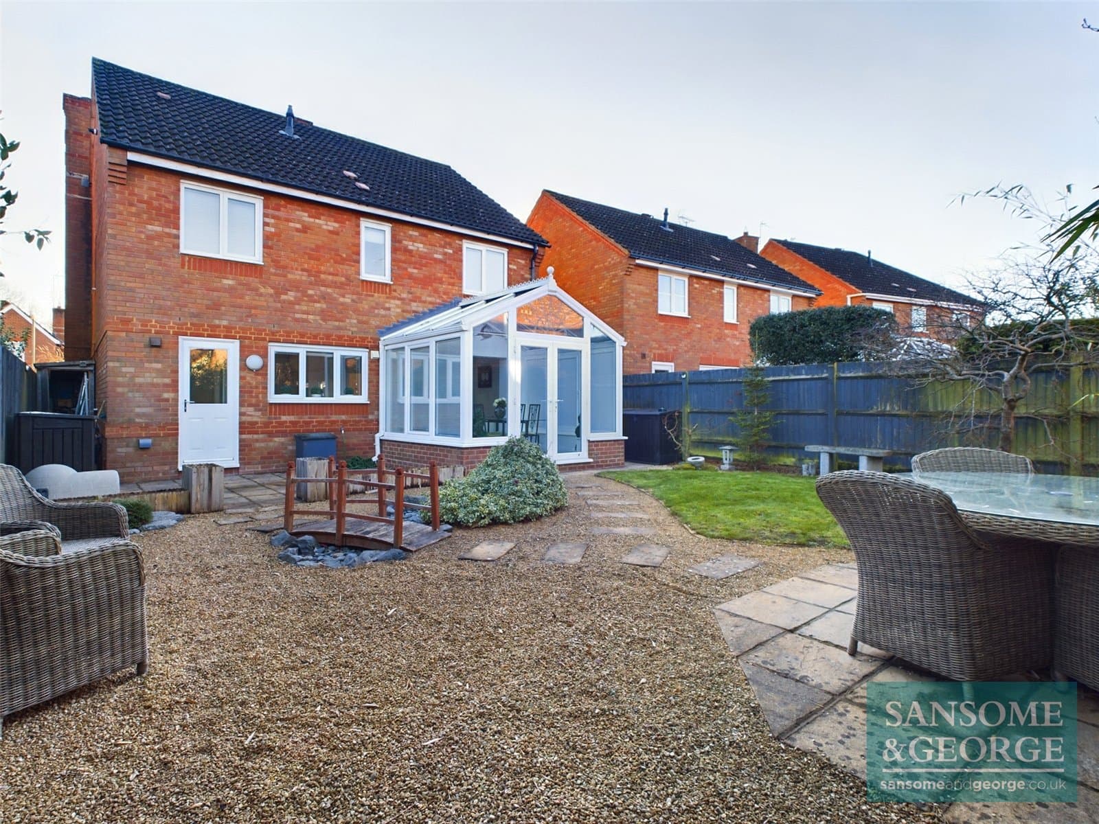 Farriers Close, Bramley, Tadley, Hampshire, RG26 5AX