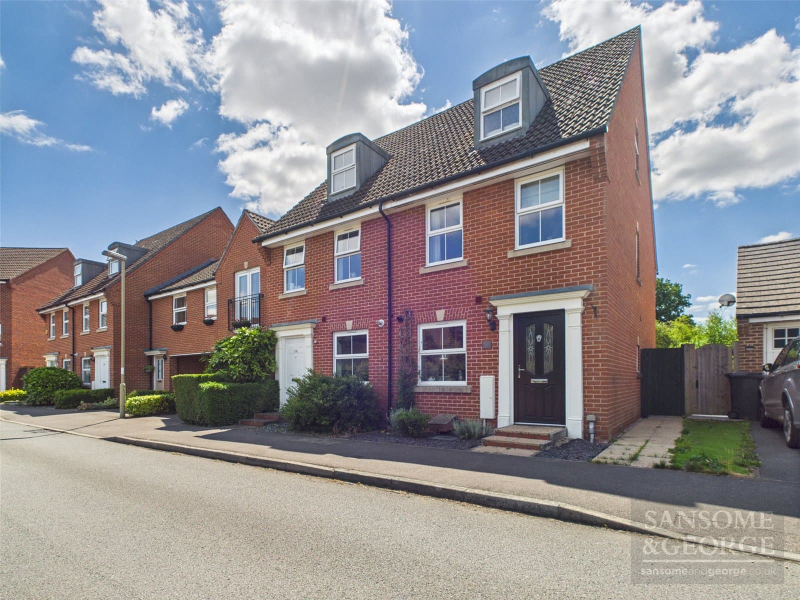 Kirby Drive, Bramley, Tadley, Hampshire, RG26 5FN