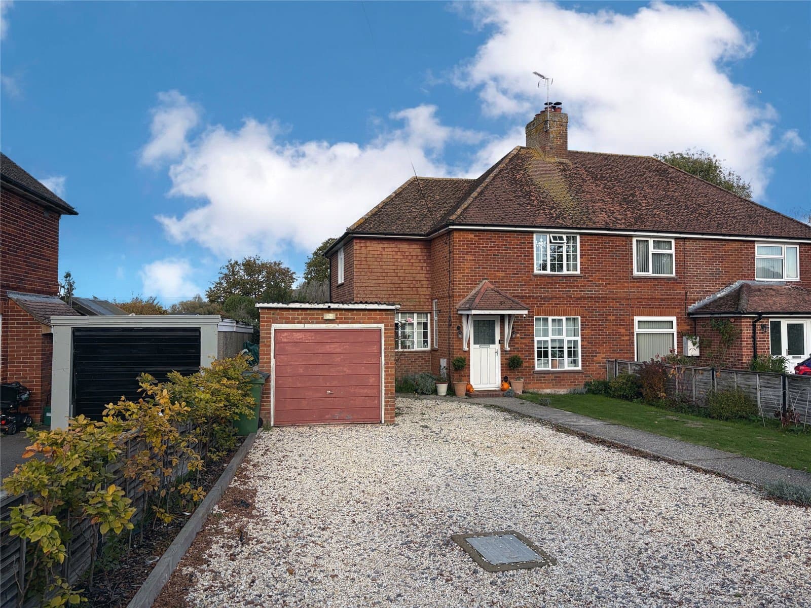 Northfield Road, Sherfield-on-Loddon, Hook, Hampshire, RG27 0DN