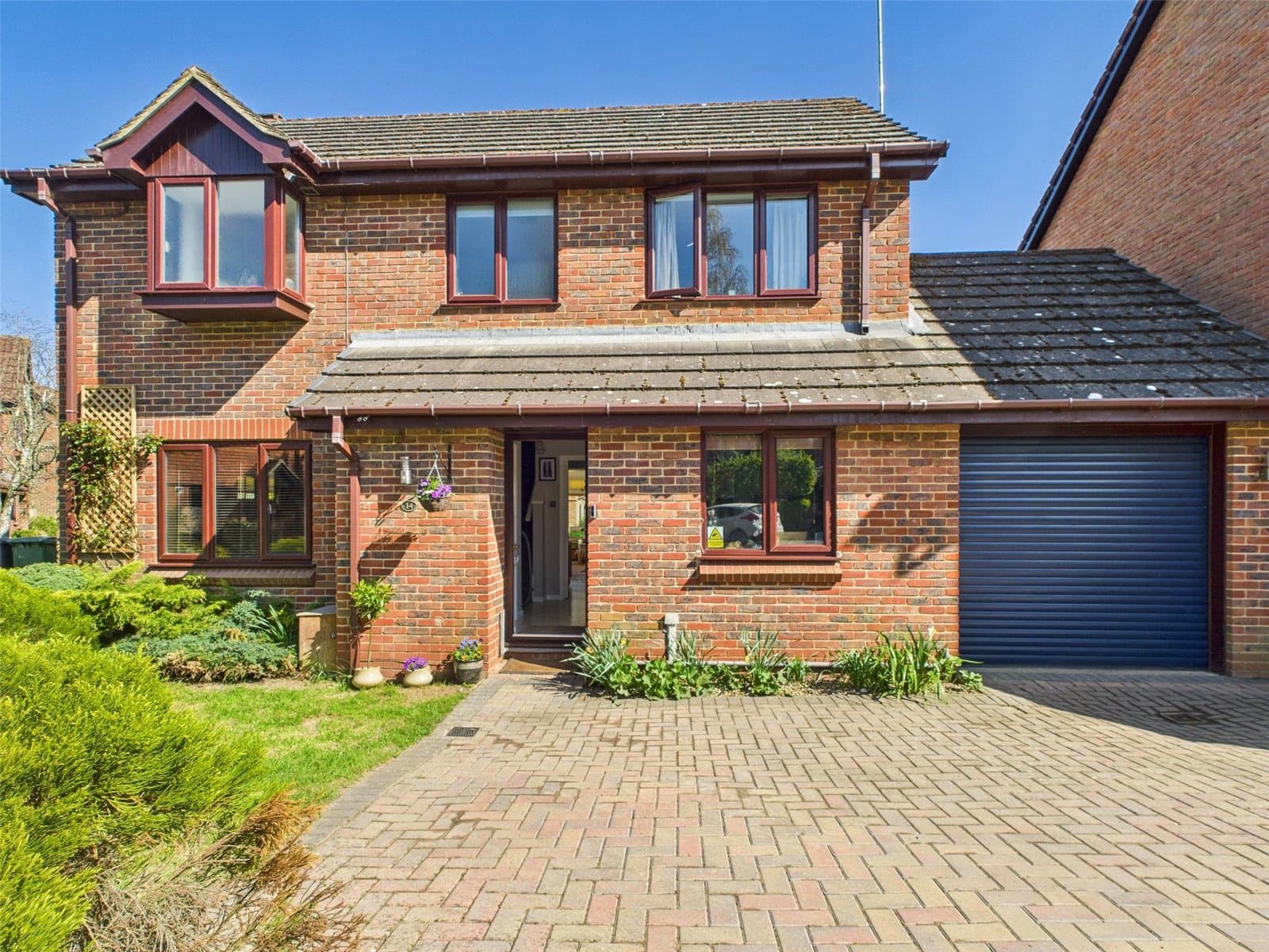 Oaklea Gardens, Bramley, Tadley, Hampshire, RG26 5QY