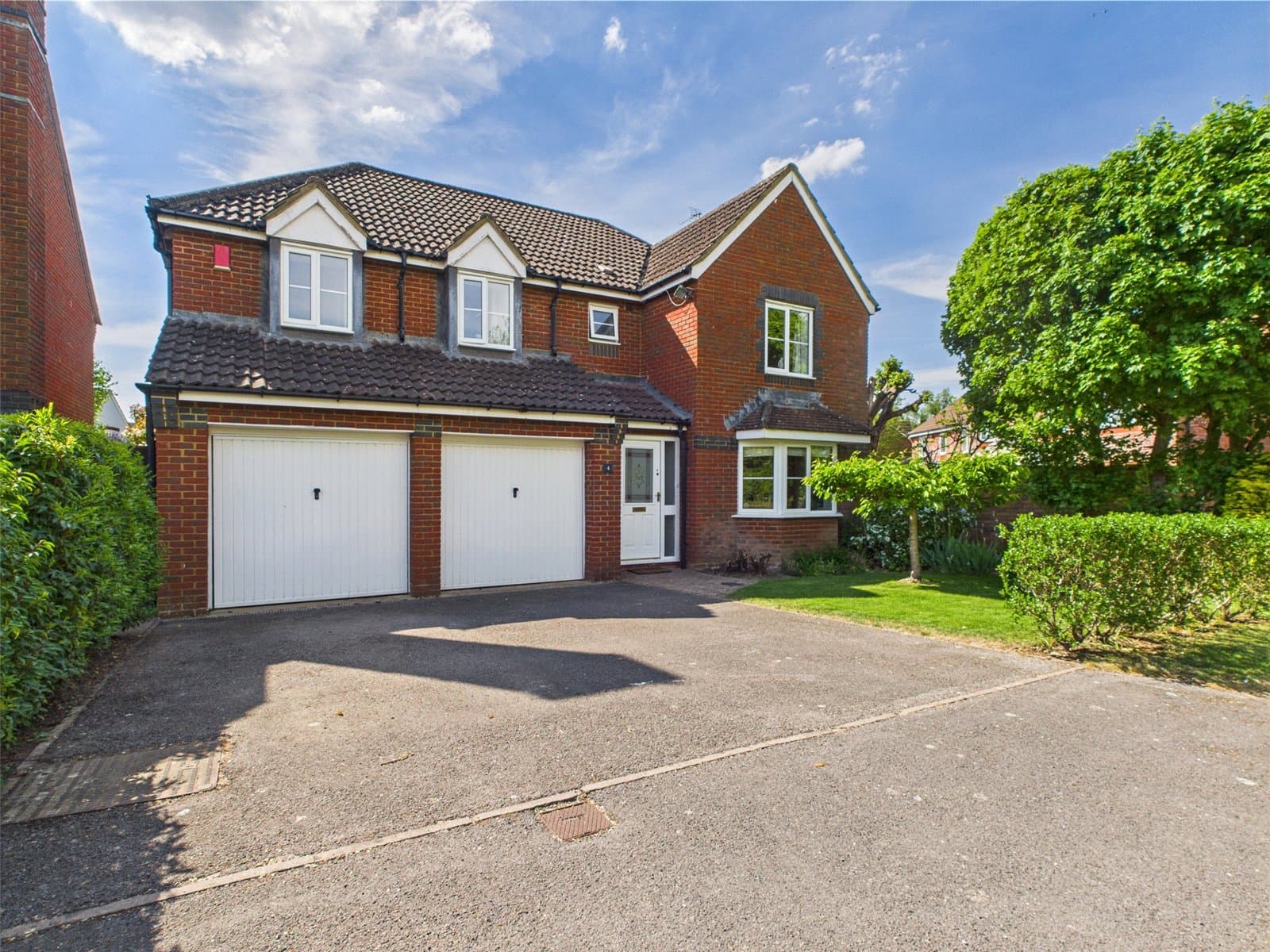 Farriers Close, Bramley, Tadley, Hampshire, RG26 5AX