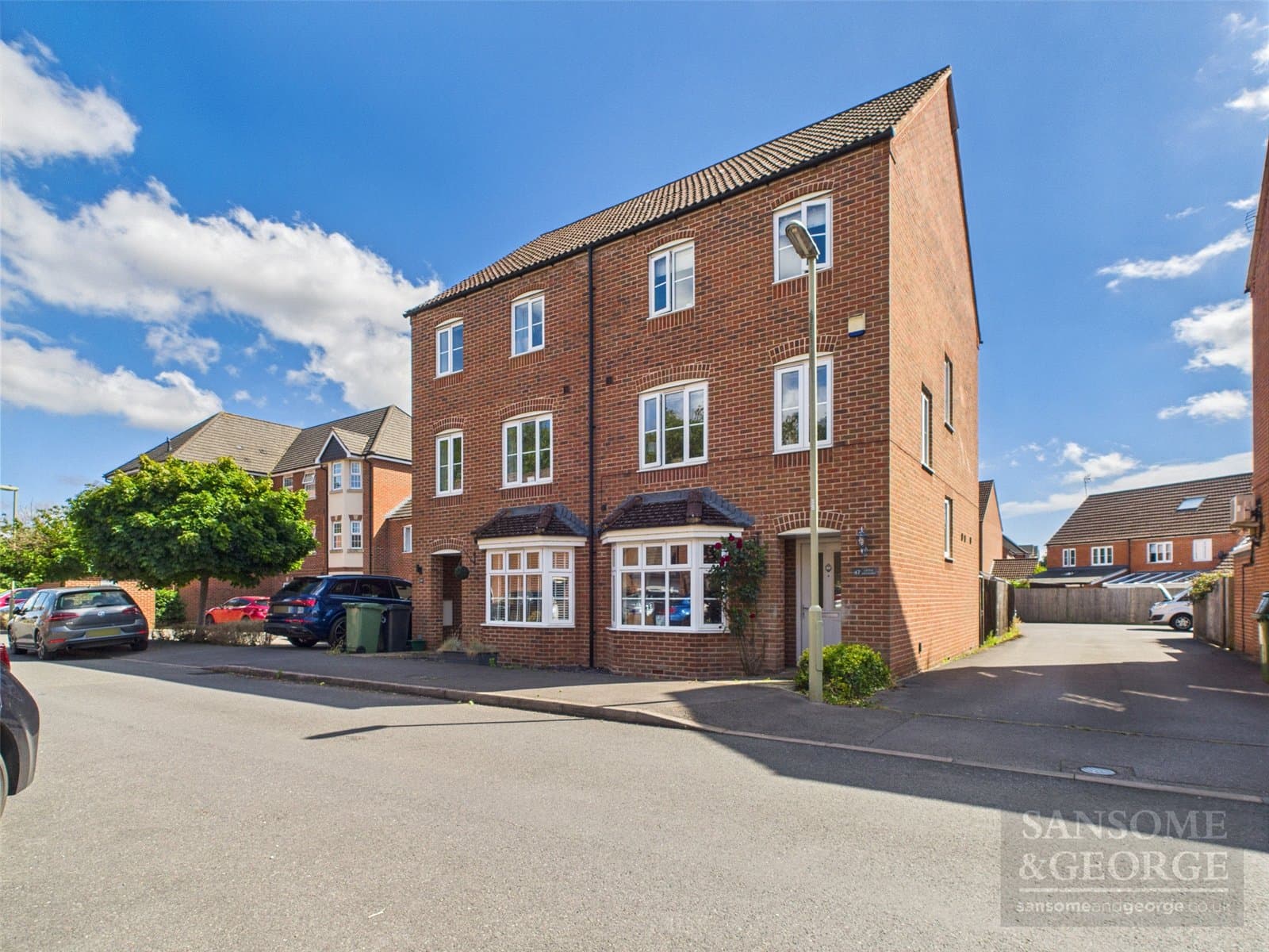 Kirby Drive, Bramley, Tadley, Hampshire, RG26 5EQ