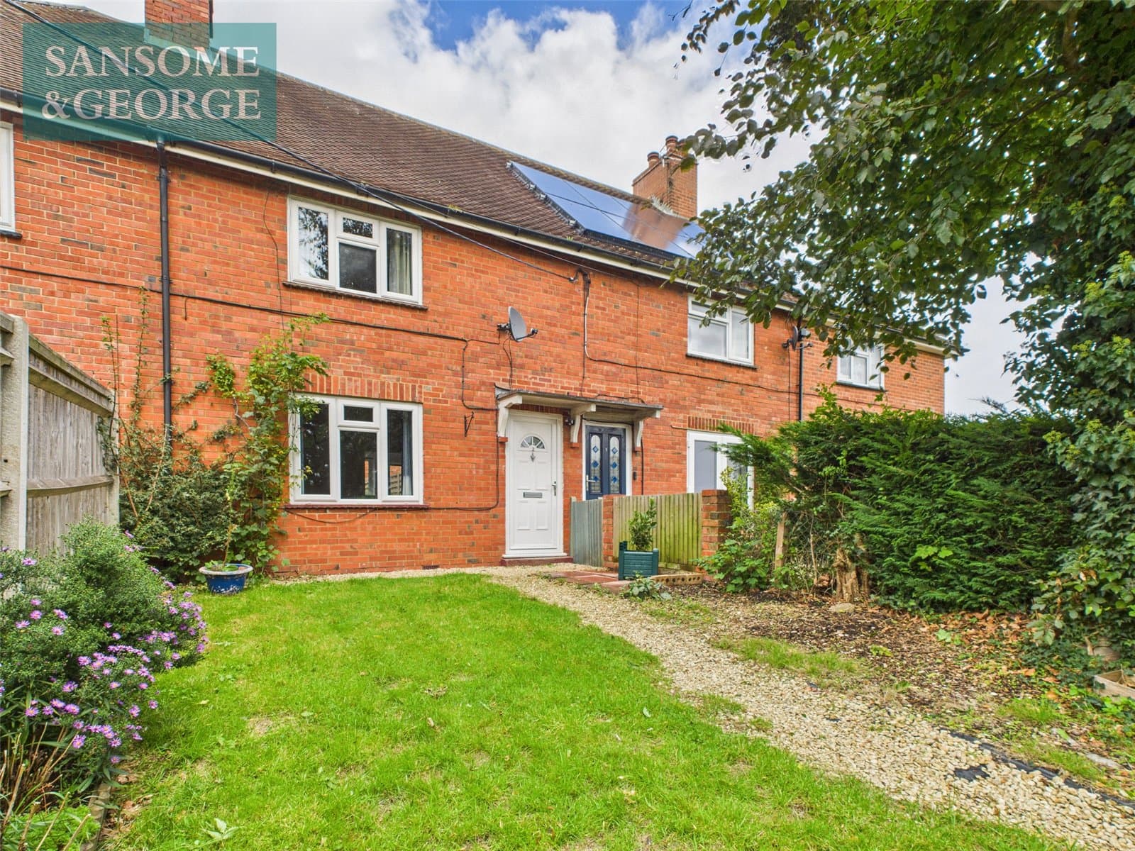 Newbury Road, Headley, Thatcham, Hampshire, RG19 8LG
