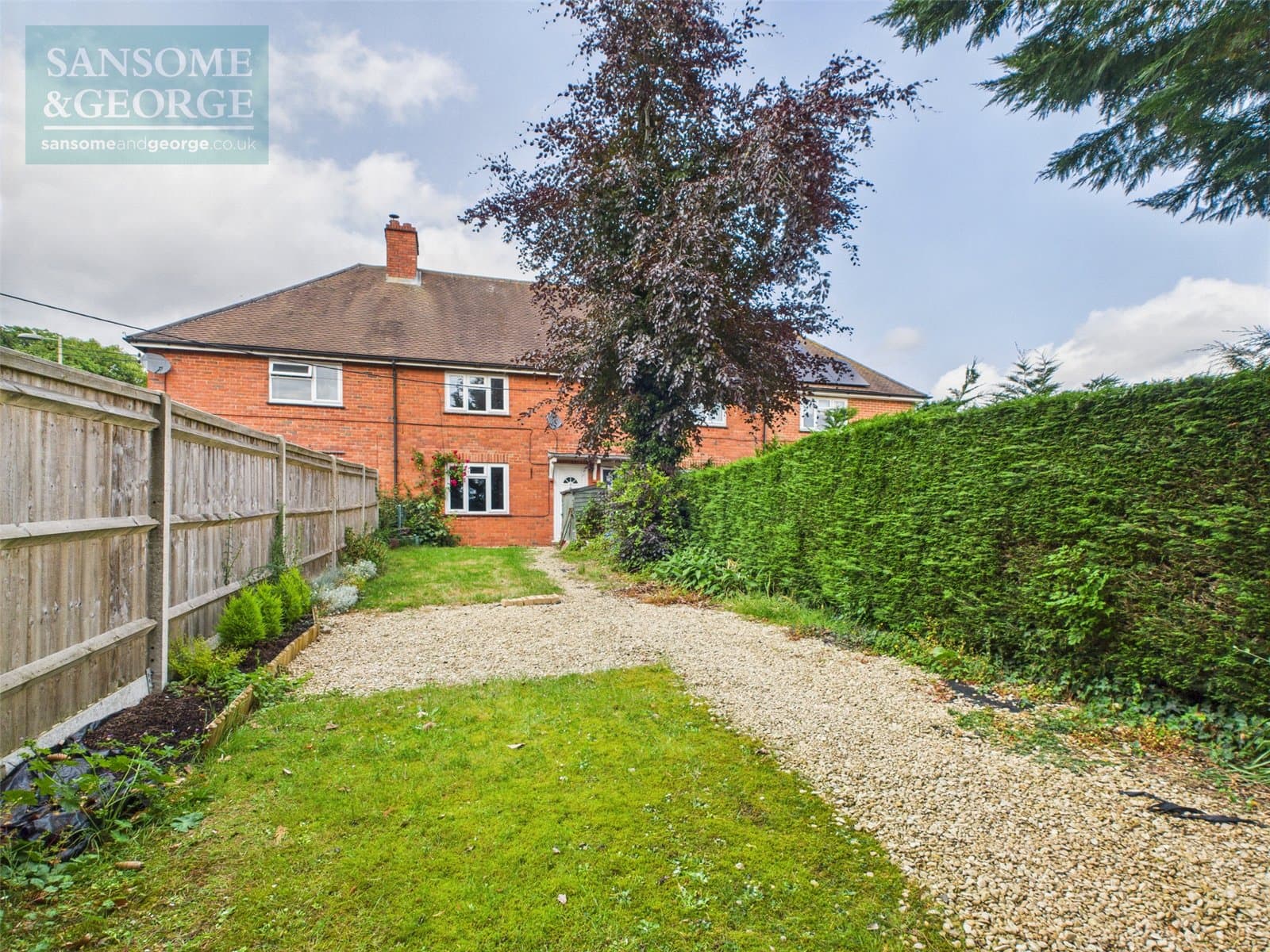 Newbury Road, Headley, Thatcham, Hampshire, RG19 8LG