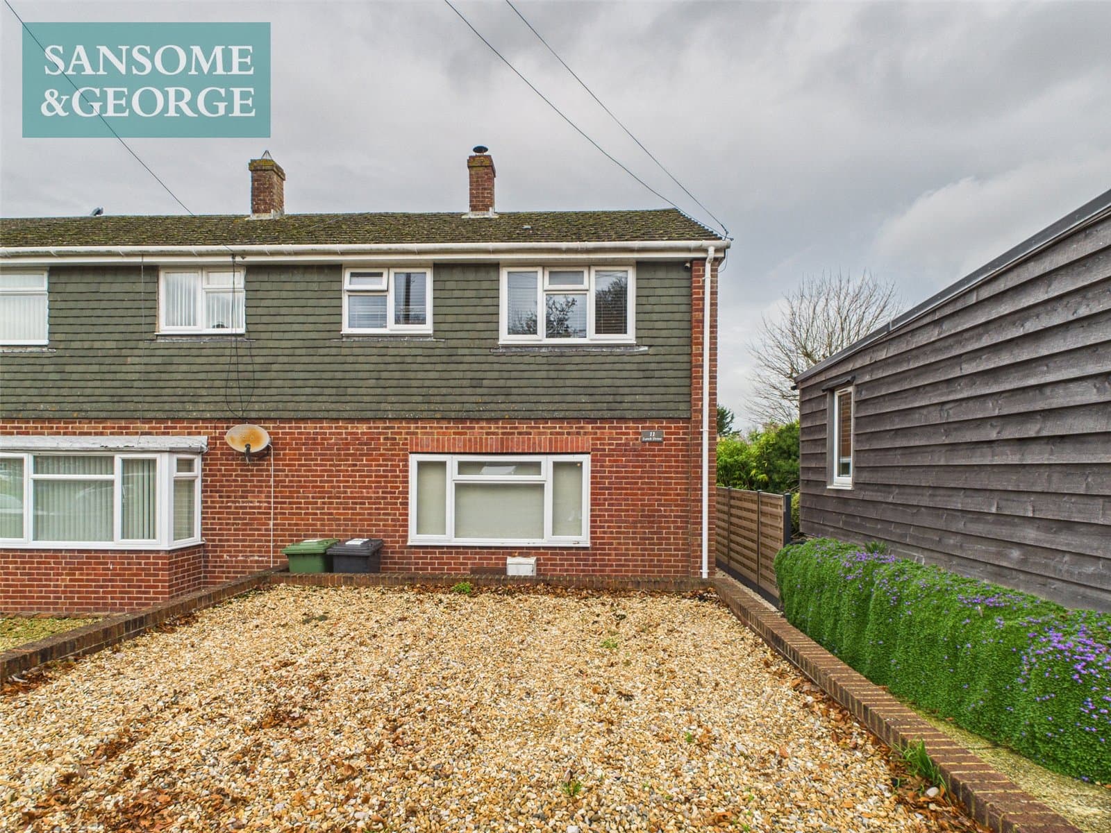 Larch Drive, Kingsclere, RG20