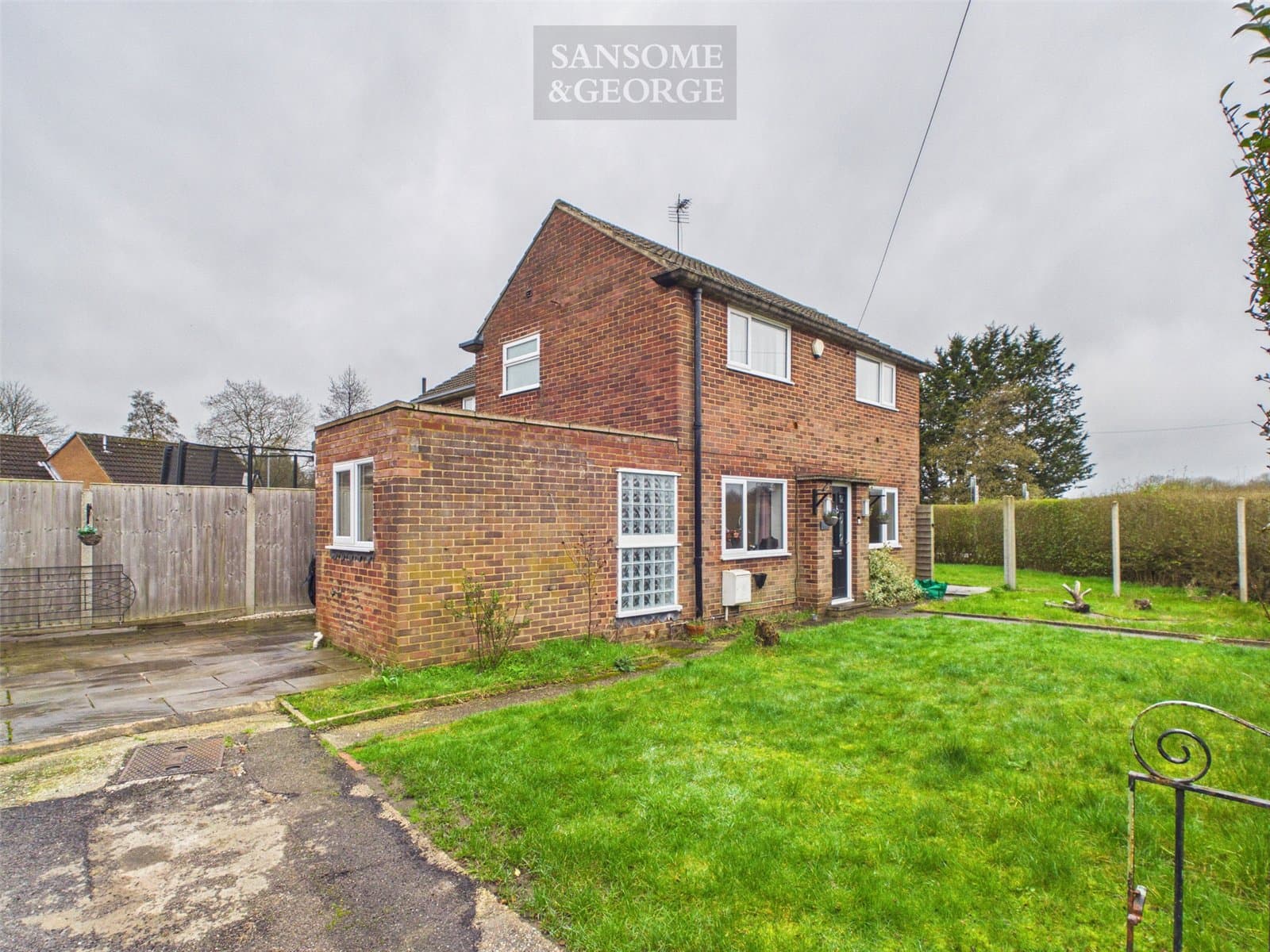 Neath Gardens, Tilehurst, Reading, Berkshire, RG30 4UL