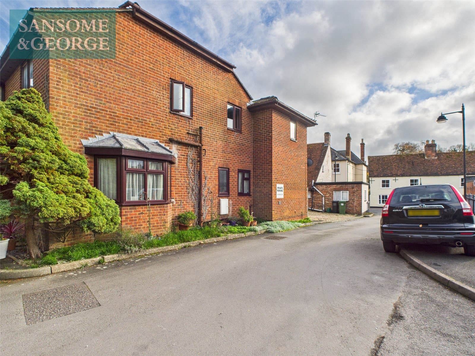 Phoenix Court, Kingsclere, RG20