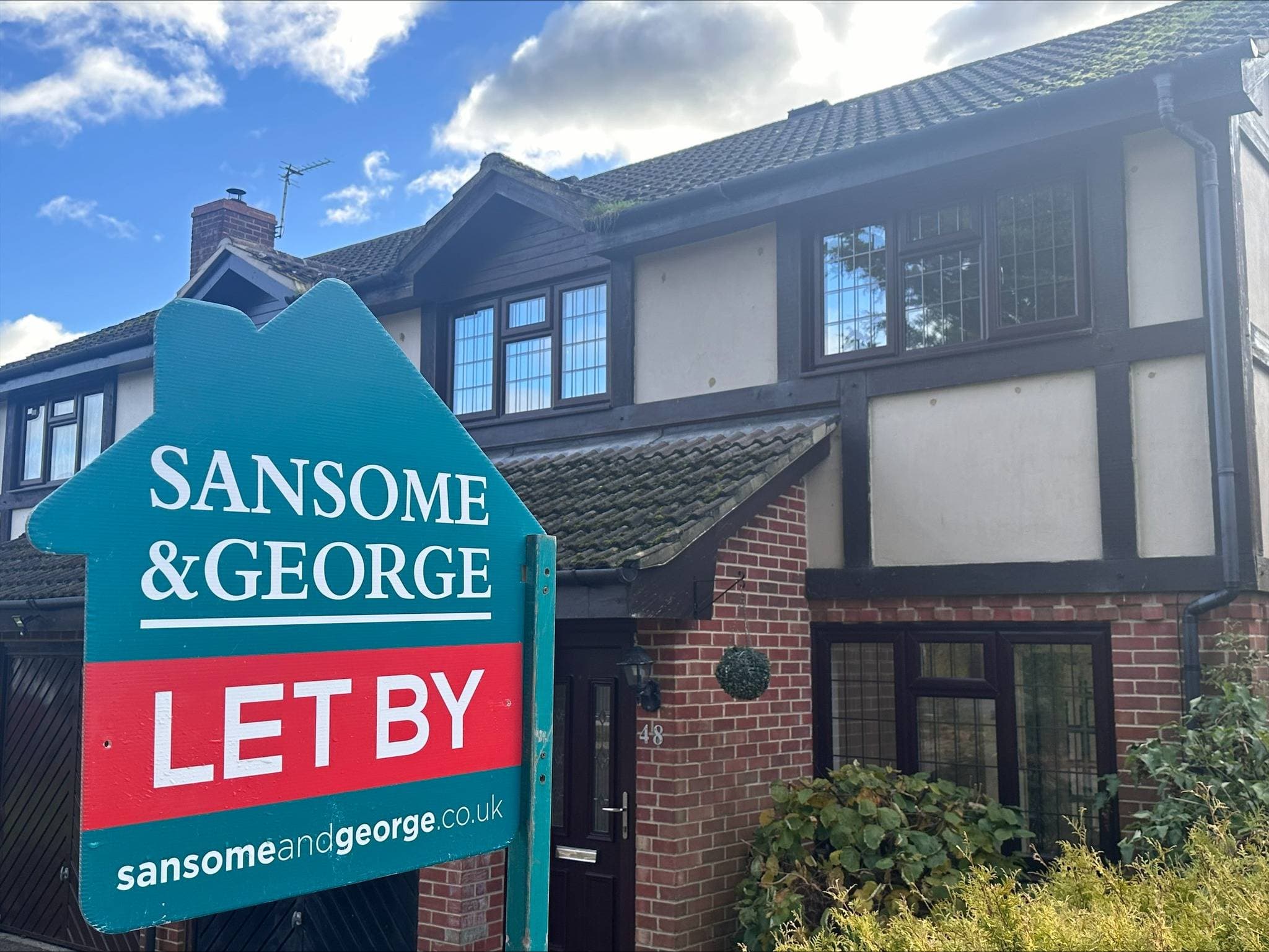 Why Use a Letting Agent for Renting Your Property Now, More Than Ever