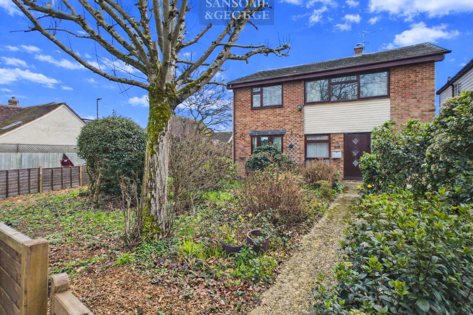 Silchester Road, Pamber Heath, Tadley, Hampshire, RG26 3EE