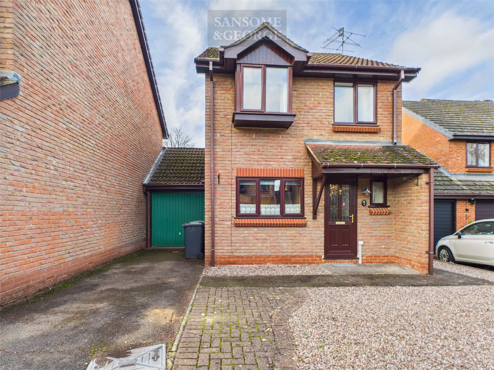 Oaklea Gardens, Bramley, Tadley, Hampshire, RG26 5QY