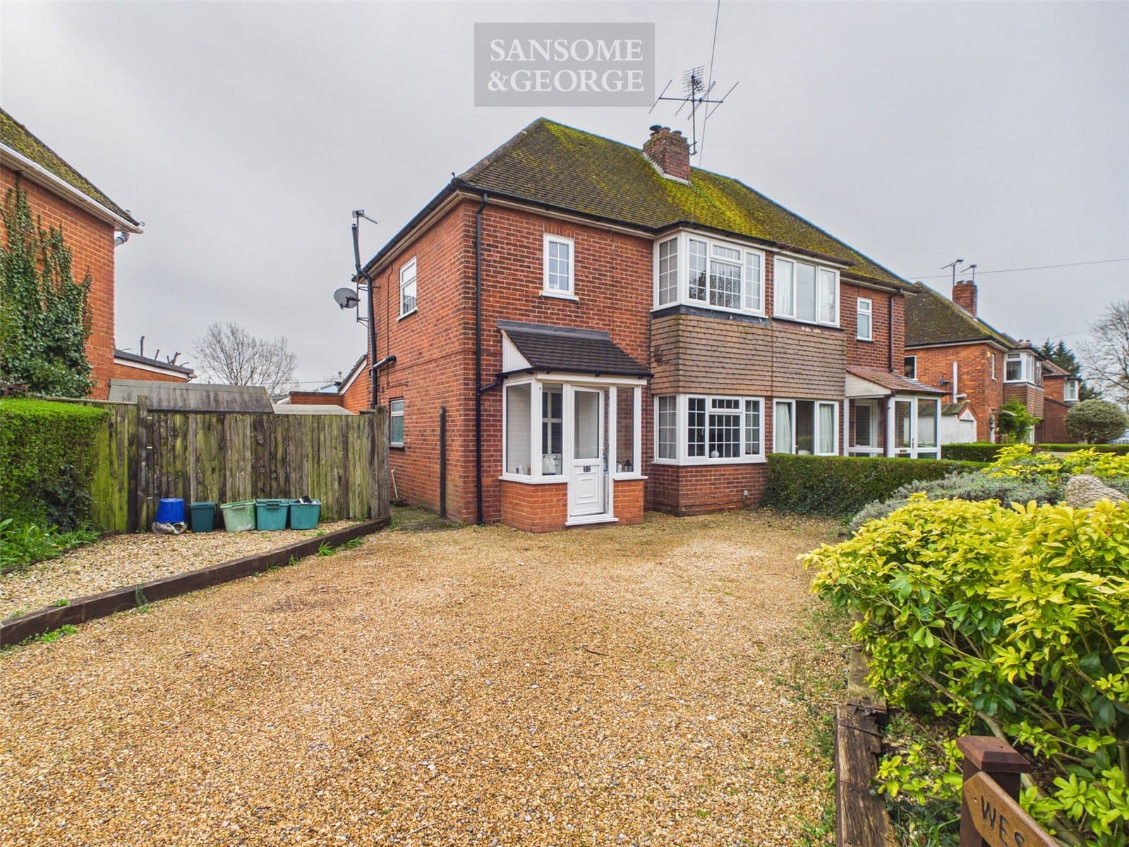 Bath Road, Padworth, Reading, Berkshire, RG7 5QS