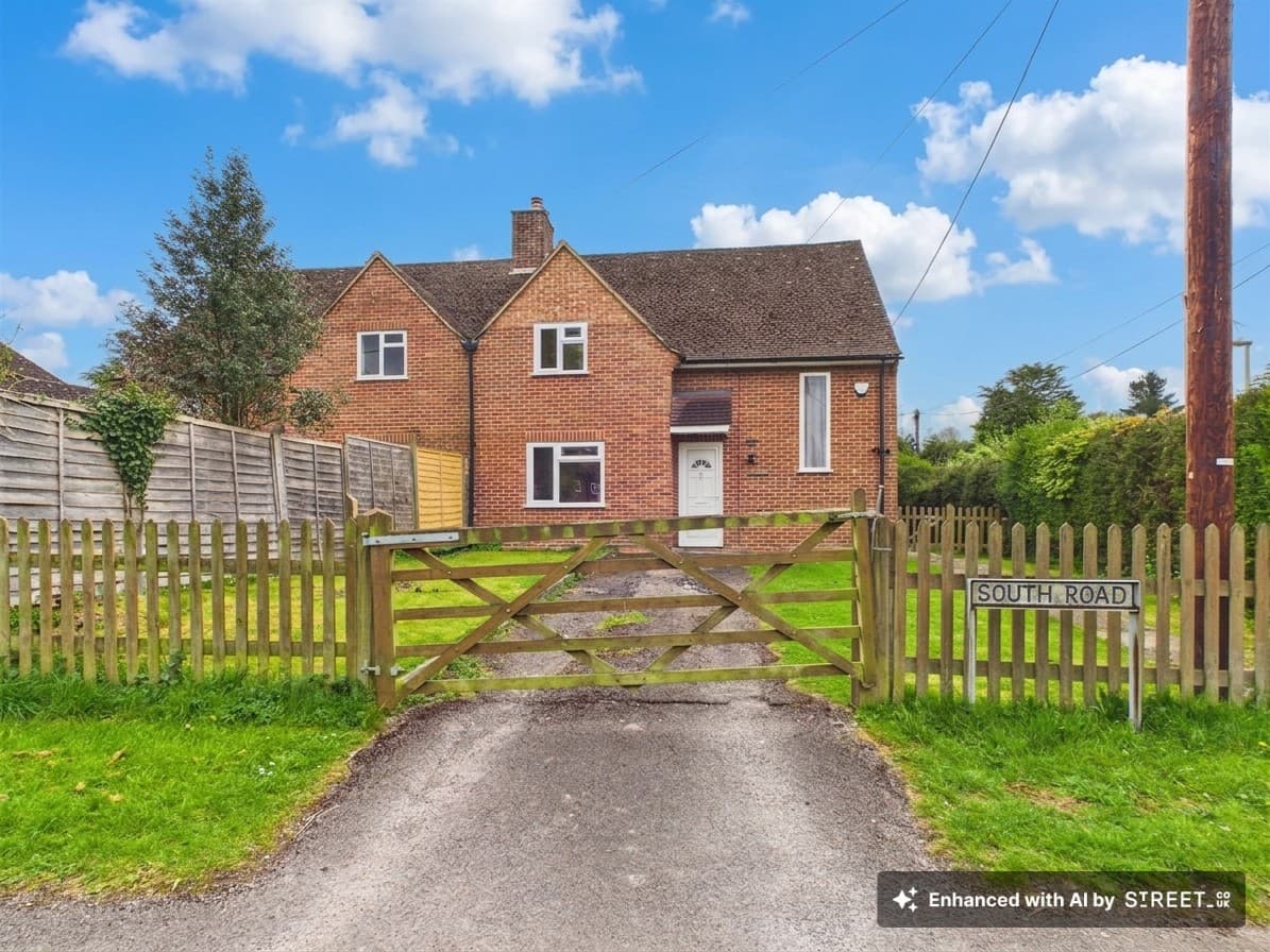 South Road, Kingsclere, RG20