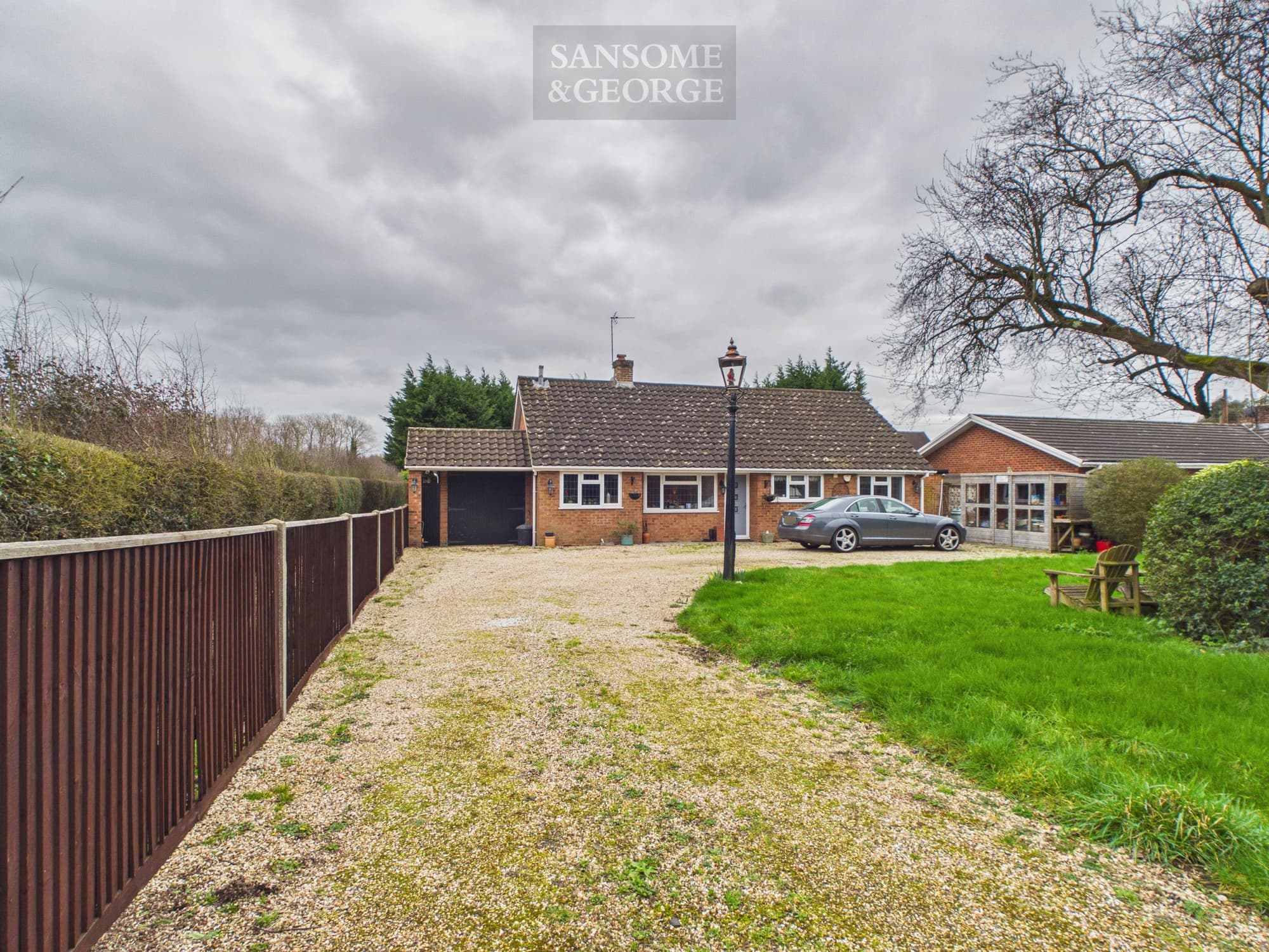 Bath Road, Padworth, RG7