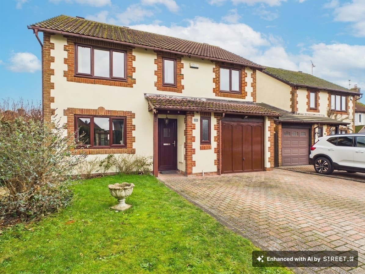 Bramley Green Road, Bramley, RG26