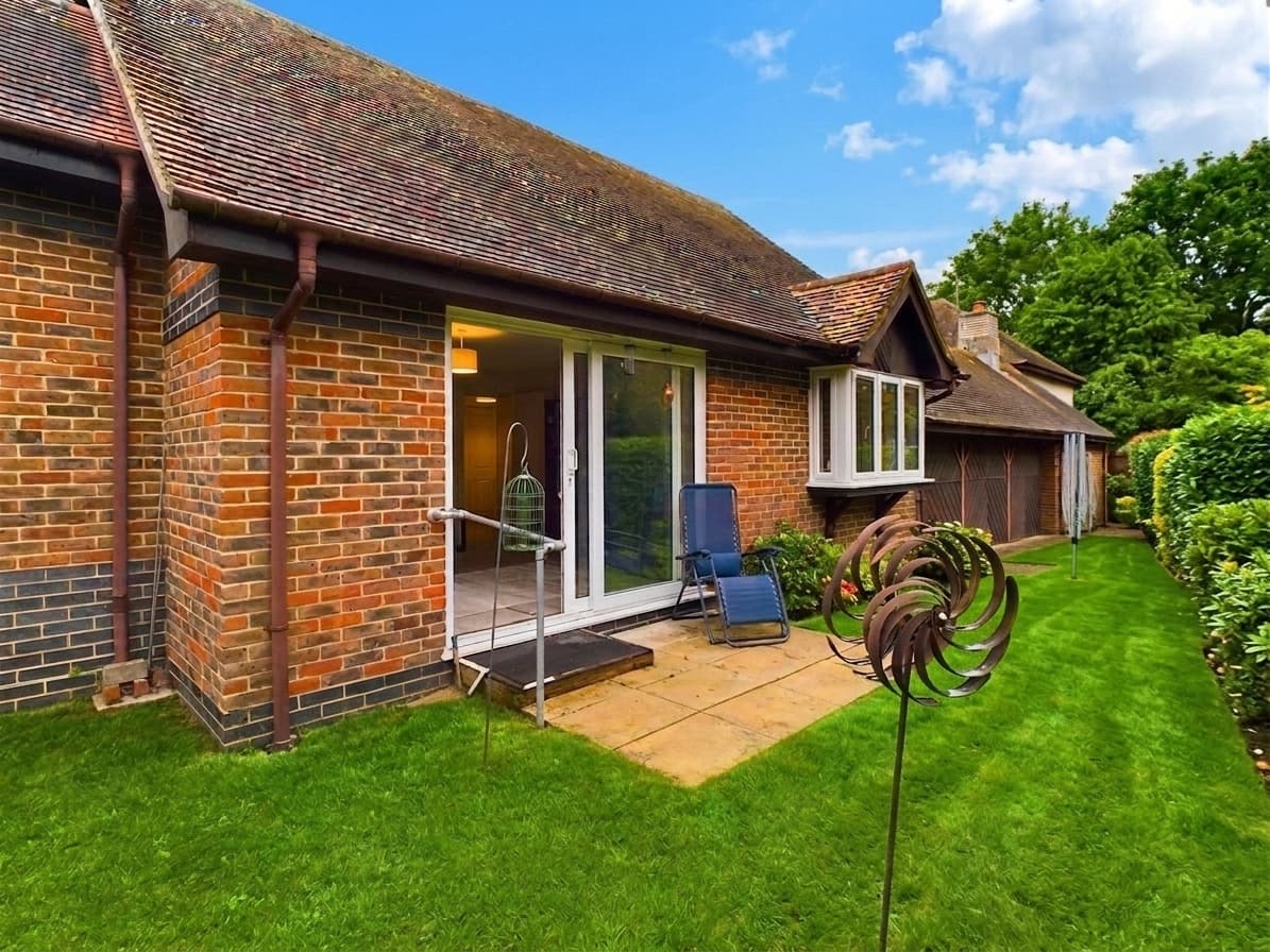 Garrett Close, Kingsclere, RG20