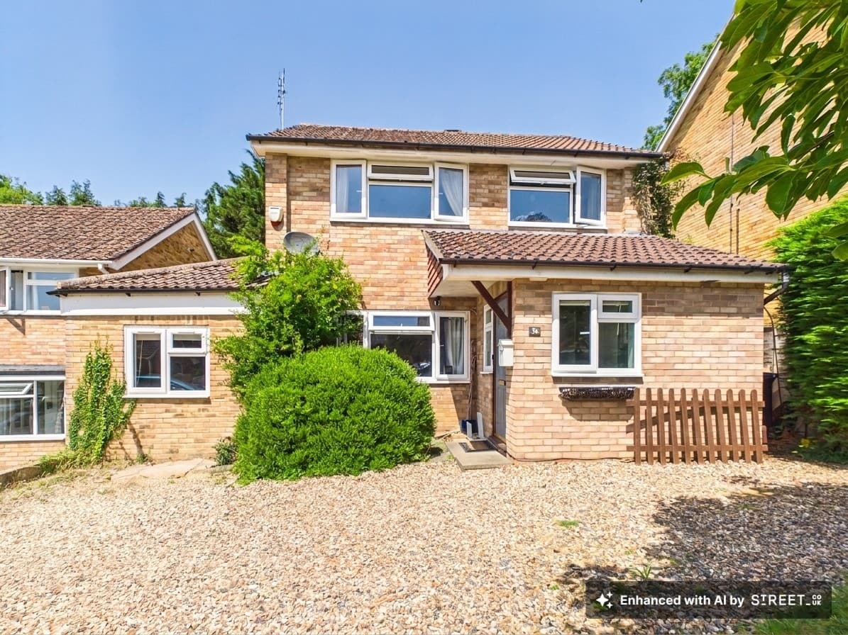 Impstone Road, Pamber Heath, RG26