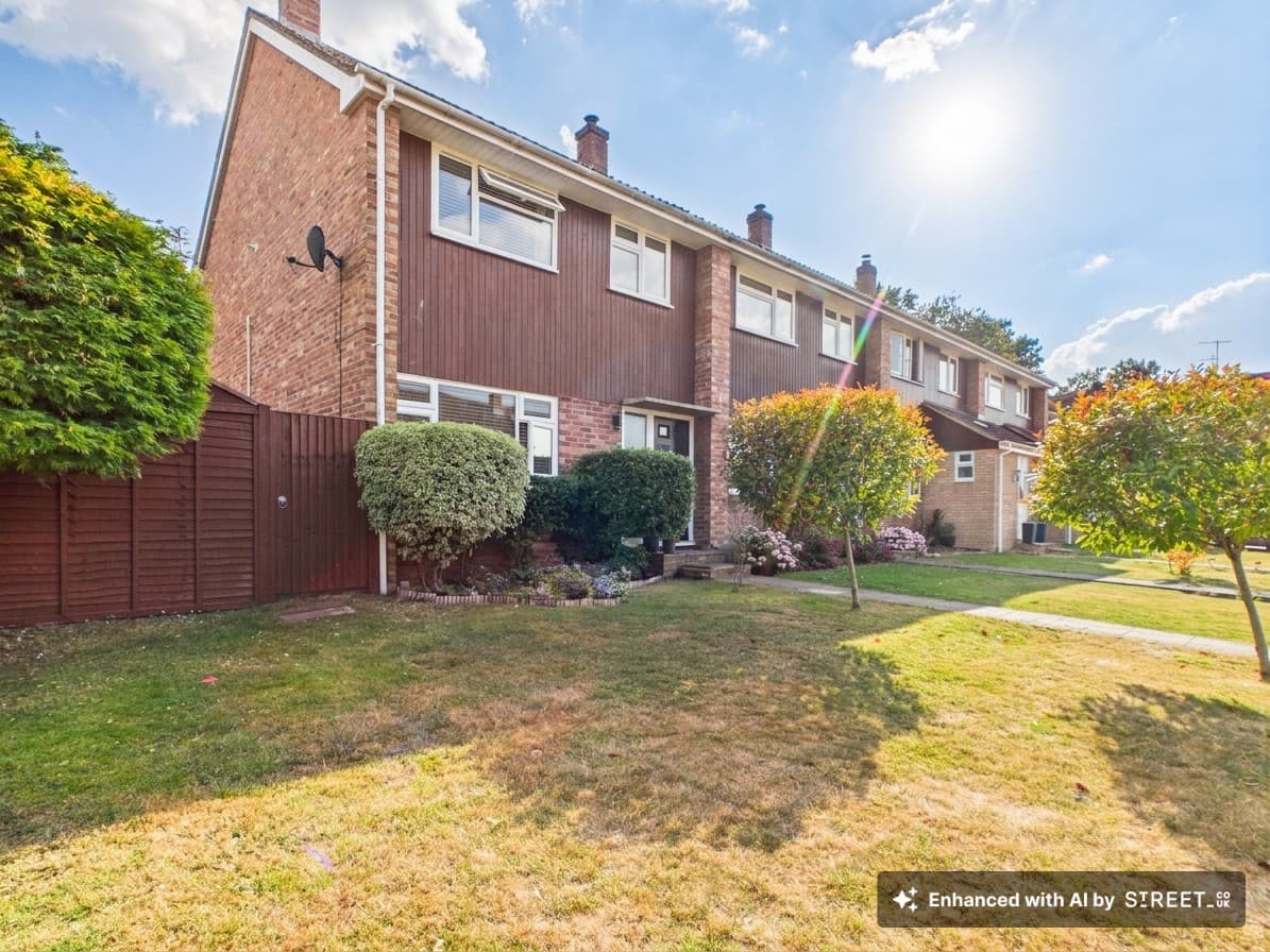 Thorneley Road, Kingsclere, RG20