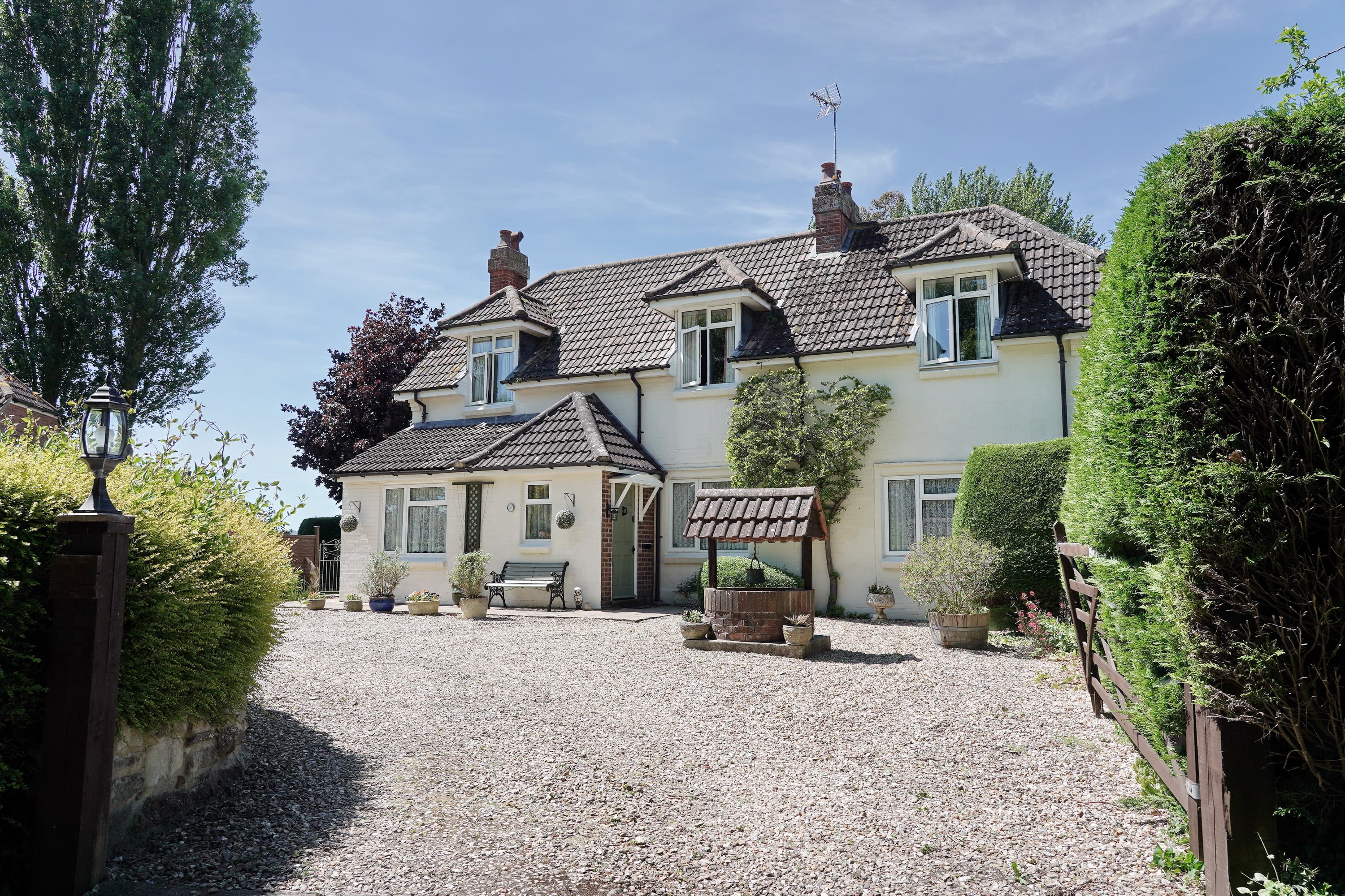 Welcome to Sansome & George Prestige & Country Homes